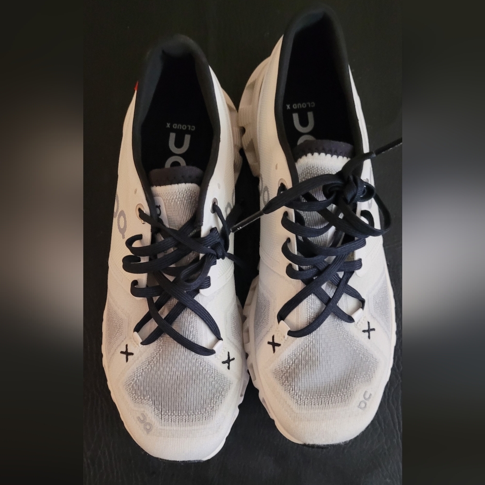 On Running Women sneakers CloudX 3